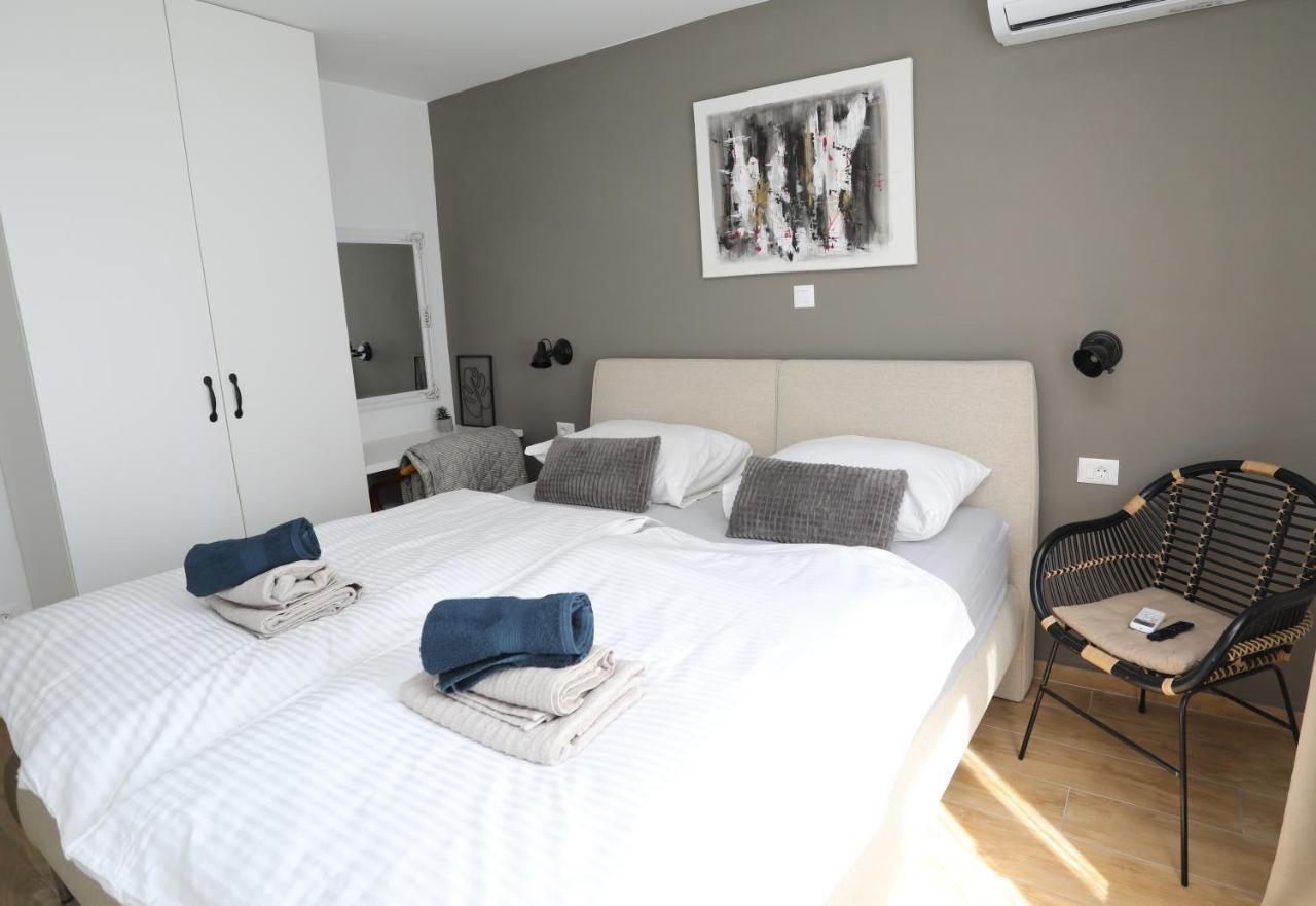 Zoya Del Mar Apartment